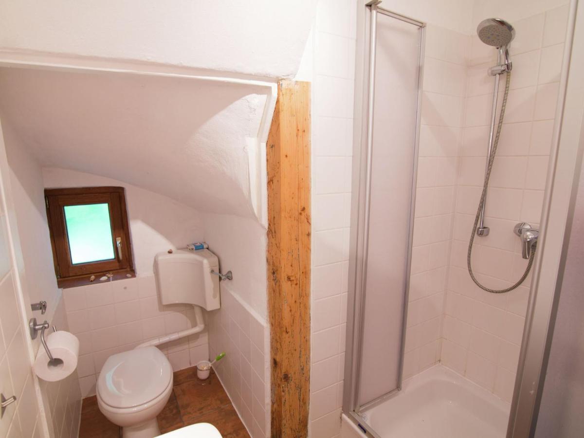 Spacious Holiday Home In Hesse With Garden Waldeck  Ruang foto